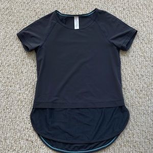 Grey lululemon ivivva girls short sleeve shirt with mesh details